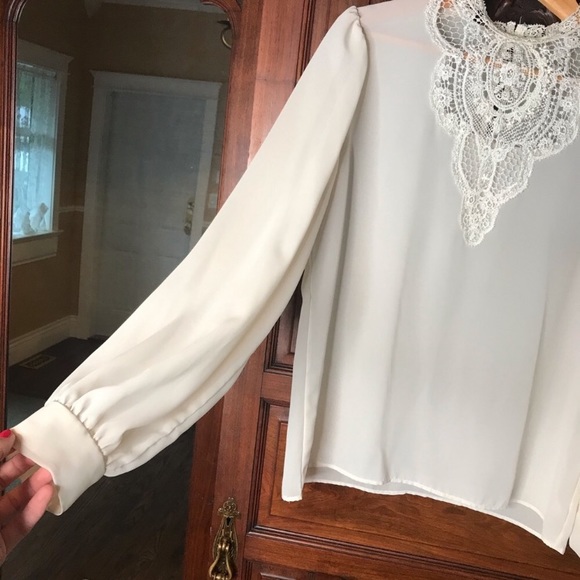 Vintage Cream Long Sleeved Blouse - Picture 2 of 5